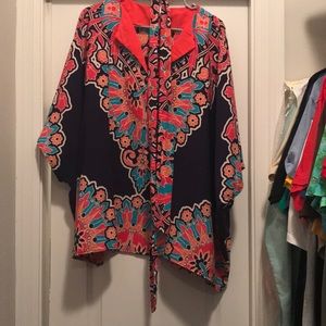 Bright patterned tunic with tie-waist